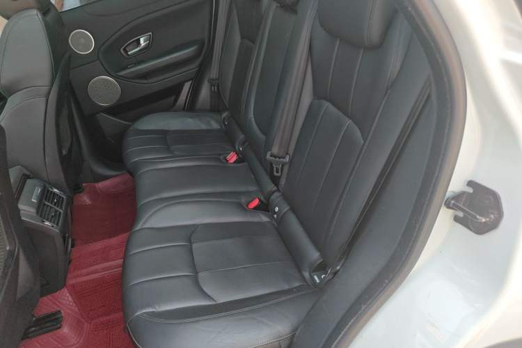 Used Land Rover Range Evoque 2016 2.0T SE Smart Glow Edition Left Rear Seat