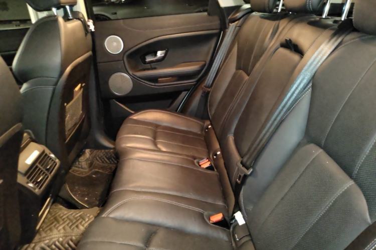 Used Land Rover Range Evoque 2016 2.0T SE PLUS Smart Enjoyment Edition Left Rear Seat