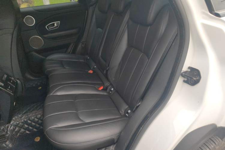 Used Land Rover Range Evoque 2016 2.0T SE Smart Glow Edition Left Rear Seat