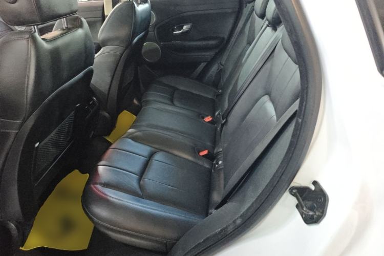 Used Land Rover Range Evoque 2016 2.0T SE Smart Glow Edition Left Rear Seat