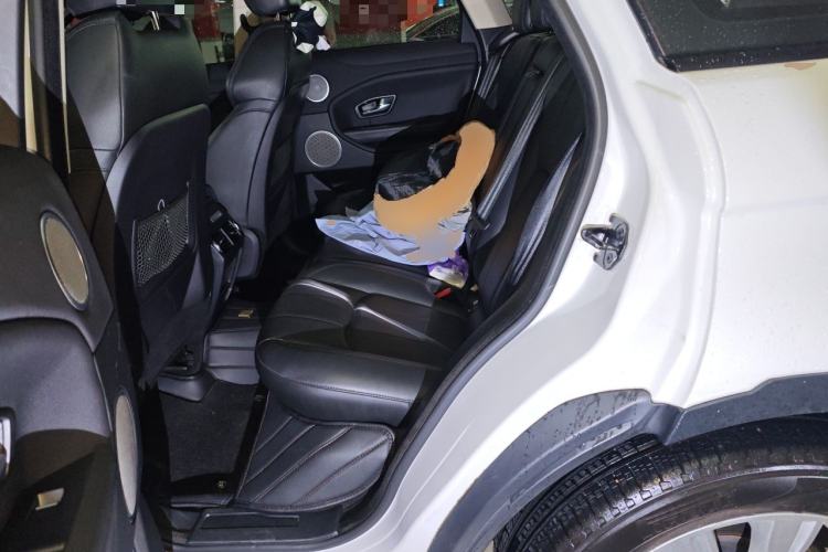 Used Land Rover Range Evoque 2016 2.0T SE Smart Glow Edition Left Rear Seat