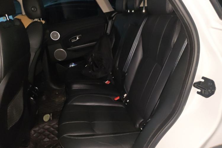 Used Land Rover Range Evoque 2016 2.0T SE Smart Glow Edition Left Rear Seat