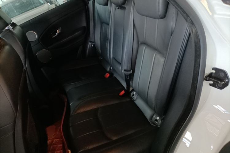 Used Land Rover Range Evoque 2016 2.0T SE Smart Glow Edition Left Rear Seat