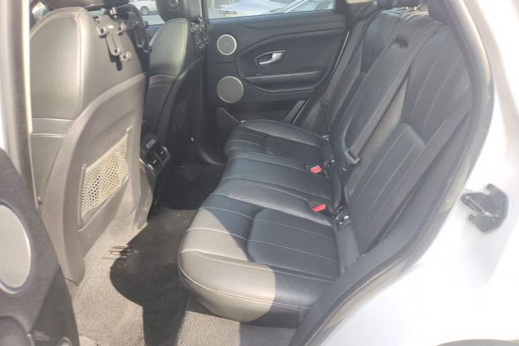 Used Land Rover Range Evoque 2016 2.0T PURE Style Edition Left Rear Seat