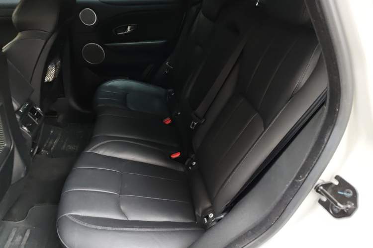Used Land Rover Range Evoque 2016 2.0T PURE Style Edition Left Rear Seat