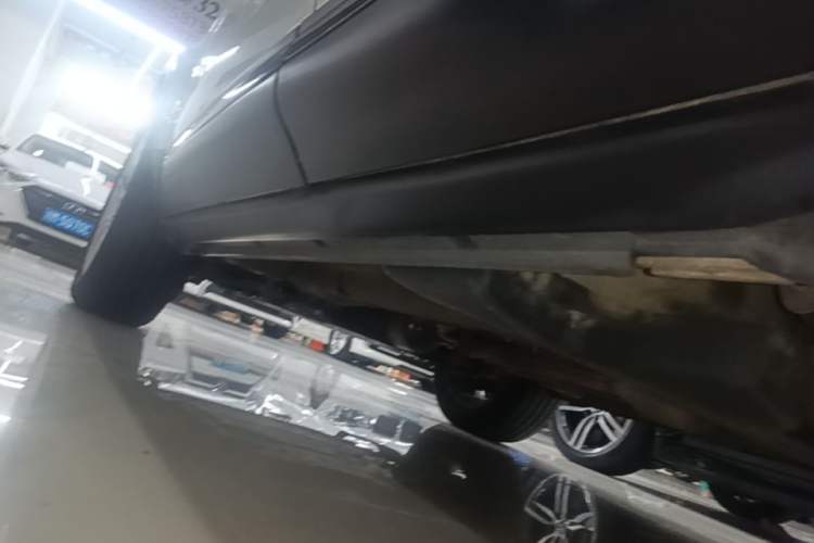 Used Land Rover Range Evoque 2016 2.0T SE PLUS Smart Enjoyment Edition Left Side Sill