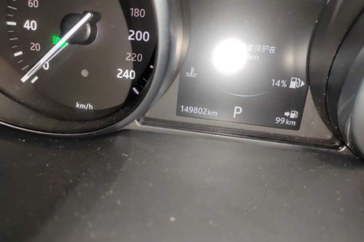 Used Land Rover Range Evoque 2016 2.0T SE PLUS Smart Enjoyment Edition Odometer Close Up