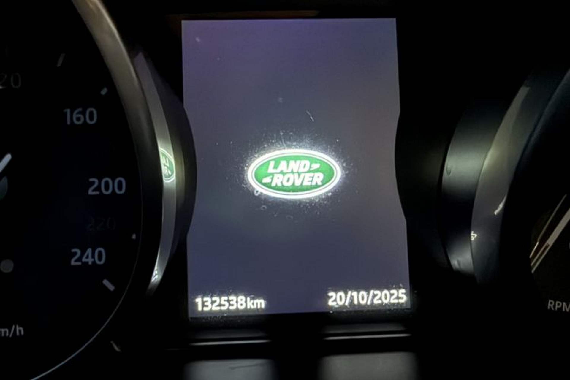 Used Land Rover Range Evoque 2016 2.0T PURE Style Edition Odometer Close Up