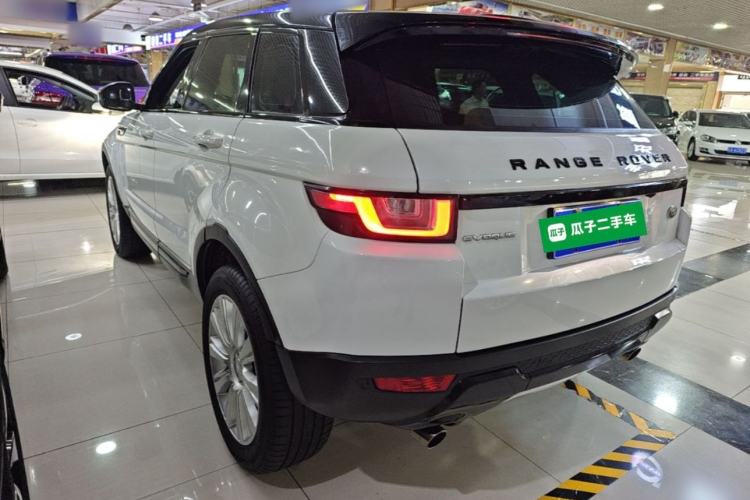 Used Land Rover Range Evoque 2016 2.0T SE Smart Glow Edition Rear Left 45 Deg