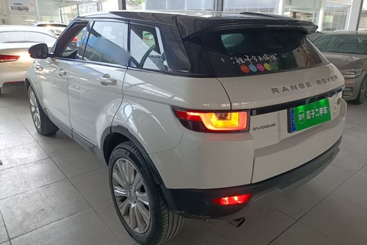 Used Land Rover Range Evoque 2016 2.0T SE Smart Glow Edition Rear Left 45 Deg