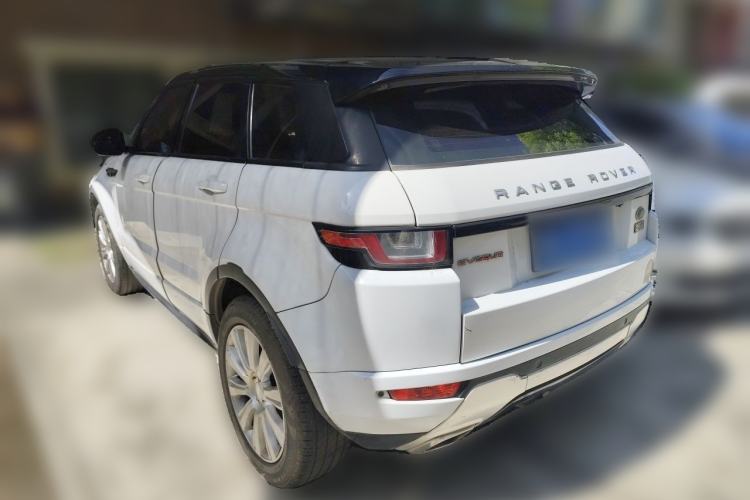 Used Land Rover Range Evoque 2016 2.0T SE Smart Glow Edition Rear Left 45 Deg