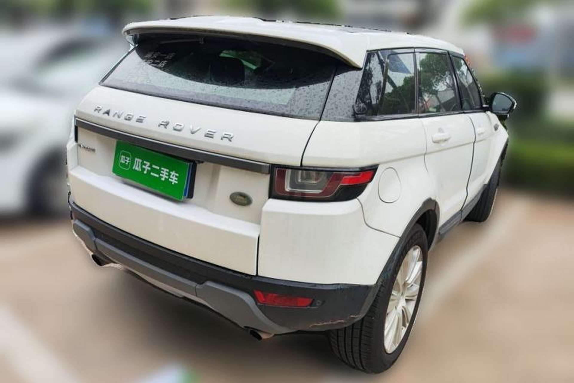 Used Land Rover Range Evoque 2016 2.0T SE Smart Glow Edition Rear Right 45 Deg