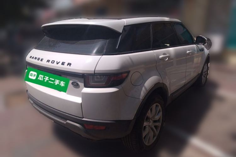 Used Land Rover Range Evoque 2016 2.0T PURE Style Edition Rear Right 45 Deg