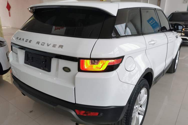 Used Land Rover Range Evoque 2016 2.0T SE PLUS Smart Enjoyment Edition Rear Right 45 Deg