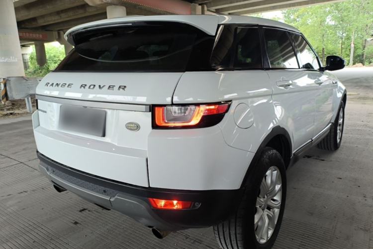 Used Land Rover Range Evoque 2016 2.0T PURE Style Edition Rear Right 45 Deg