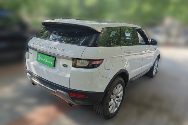 Used Land Rover Range Evoque 2016 2.0T PURE Style Edition Rear Right 45 Deg