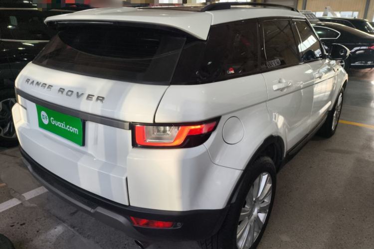 Used Land Rover Range Evoque 2016 2.0T SE Smart Glow Edition Rear Right 45 Deg