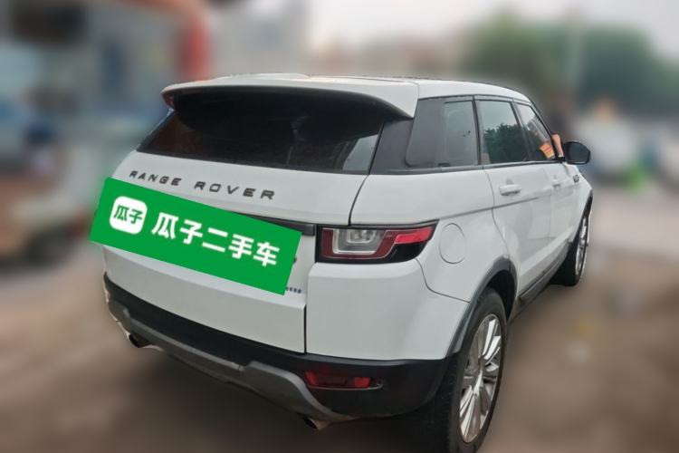 Used Land Rover Range Evoque 2016 2.0T SE Smart Glow Edition Rear Right 45 Deg