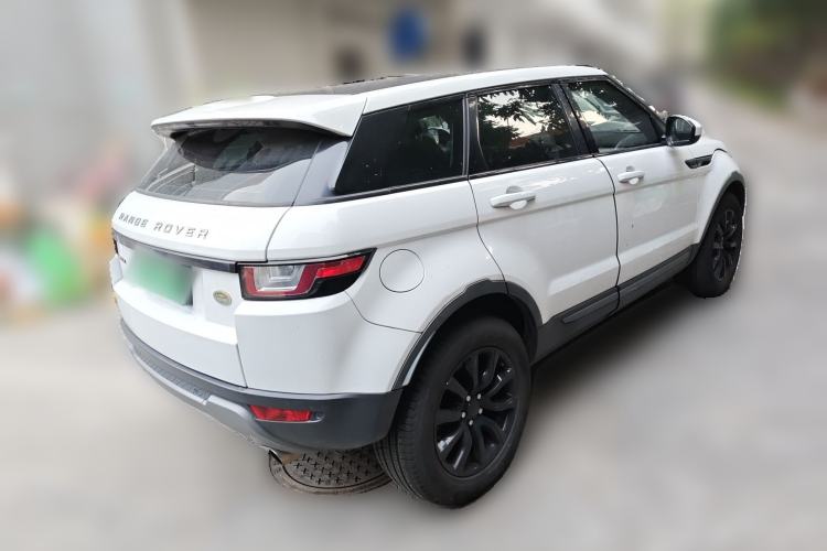 Used Land Rover Range Evoque 2016 2.0T PURE Style Edition Rear Right 45 Deg