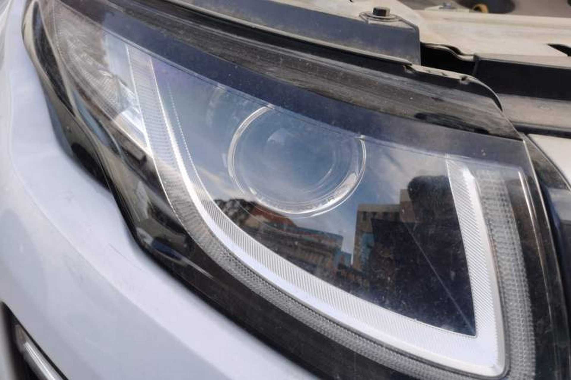 Used Land Rover Range Evoque 2016 2.0T SE Smart Glow Edition Right Front Headlight