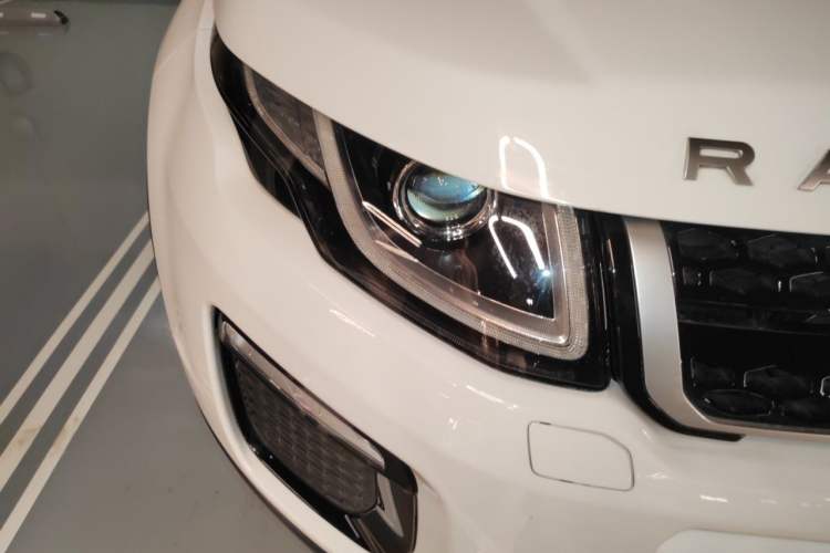 Used Land Rover Range Evoque 2016 2.0T SE PLUS Smart Enjoyment Edition Right Front Headlight