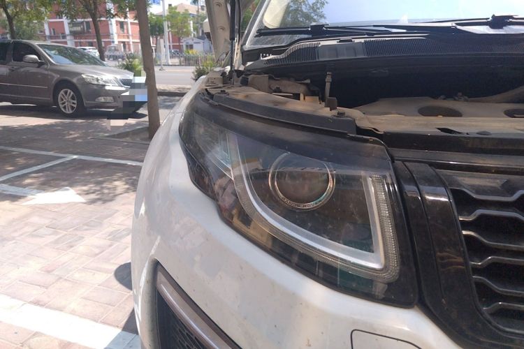Used Land Rover Range Evoque 2016 2.0T PURE Style Edition Right Front Headlight