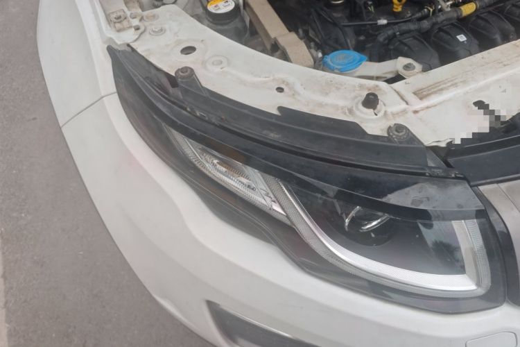 Used Land Rover Range Evoque 2016 2.0T PURE Style Edition Right Front Headlight