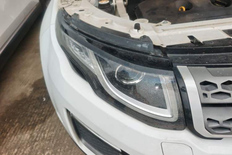 Used Land Rover Range Evoque 2016 2.0T SE Smart Glow Edition Right Front Headlight