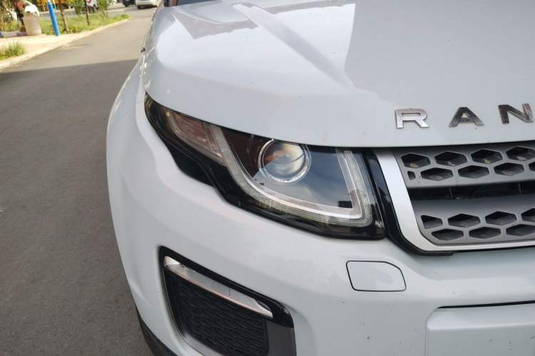 Used Land Rover Range Evoque 2016 2.0T SE Smart Glow Edition Right Front Headlight