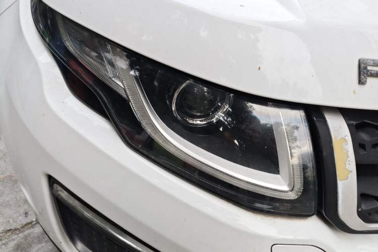 Used Land Rover Range Evoque 2016 2.0T PURE Style Edition Right Front Headlight