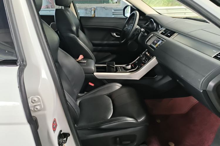 Used Land Rover Range Evoque 2016 2.0T PURE Style Edition Right Front Seat