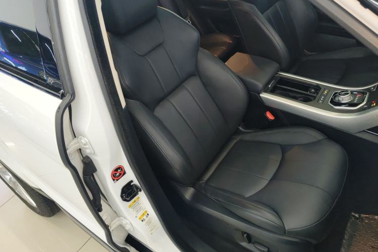 Used Land Rover Range Evoque 2016 2.0T SE Smart Glow Edition Right Front Seat