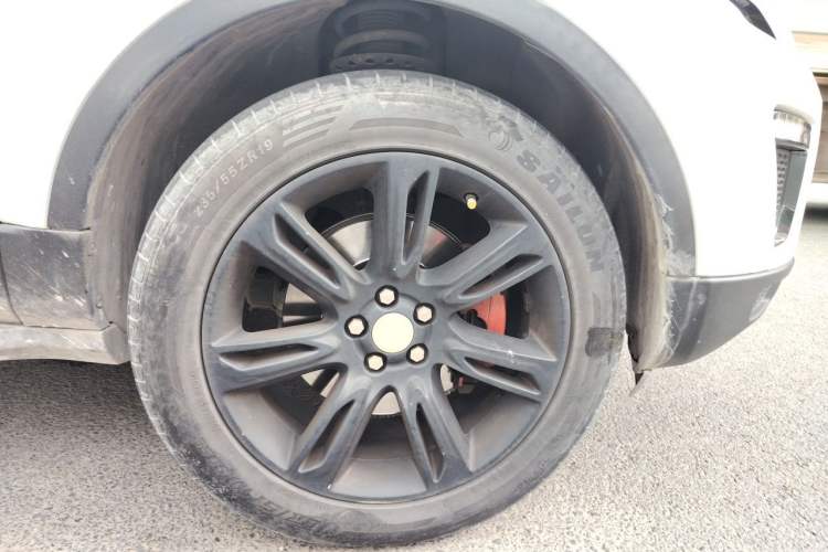 Used Land Rover Range Evoque 2016 2.0T SE PLUS Smart Enjoyment Edition Right Front Wheel Hub