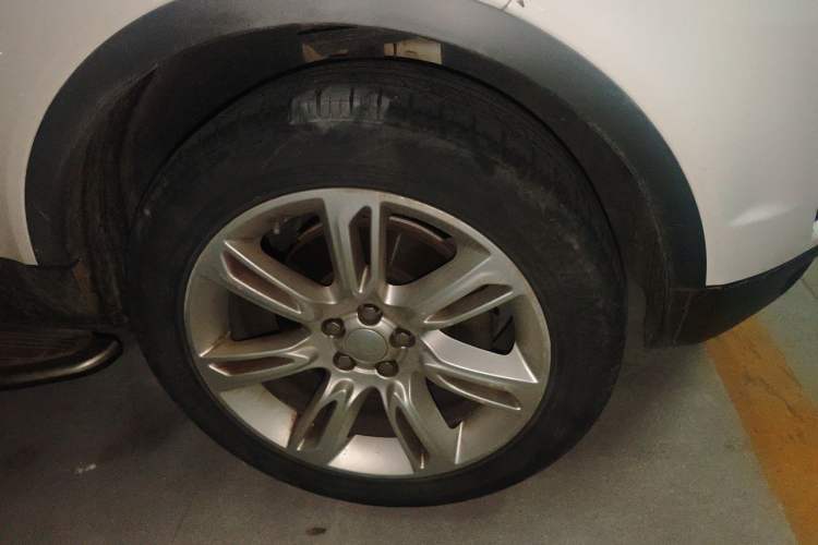 Used Land Rover Range Evoque 2016 2.0T SE PLUS Smart Enjoyment Edition Right Front Wheel Hub