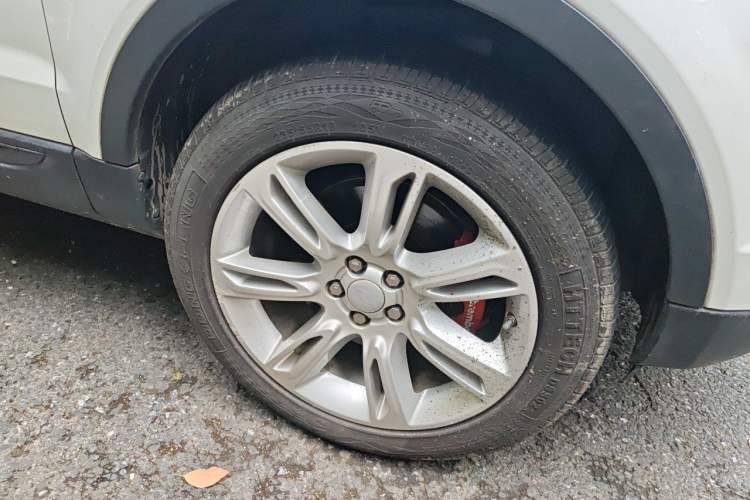 Used Land Rover Range Evoque 2016 2.0T SE PLUS Smart Enjoyment Edition Right Front Wheel Hub