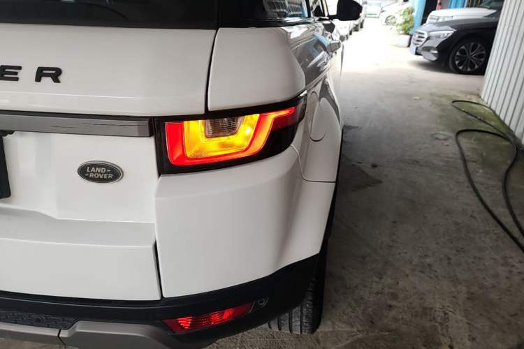Used Land Rover Range Evoque 2016 2.0T SE Smart Glow Edition Right Rear Taillight