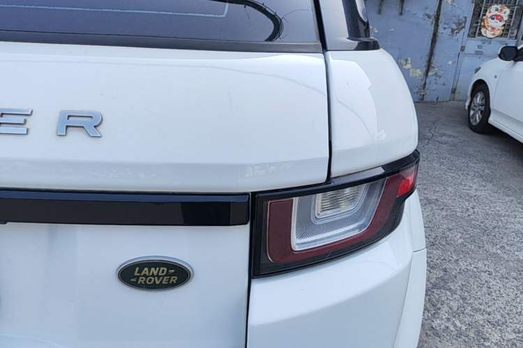 Used Land Rover Range Evoque 2016 2.0T SE PLUS Smart Enjoyment Edition Right Rear Taillight