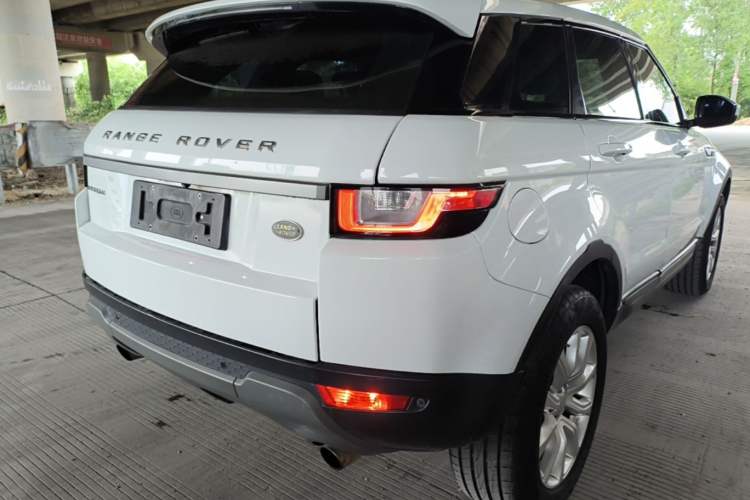 Used Land Rover Range Evoque 2016 2.0T PURE Style Edition Right Rear Taillight