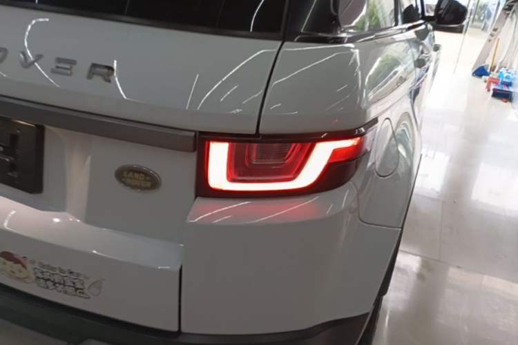 Used Land Rover Range Evoque 2016 2.0T PURE Style Edition Right Rear Taillight