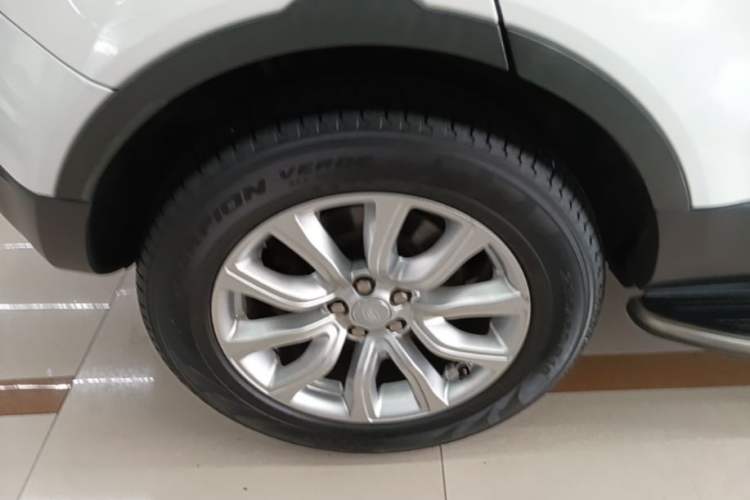 Used Land Rover Range Evoque 2016 2.0T PURE Style Edition Right Rear Wheel Hub