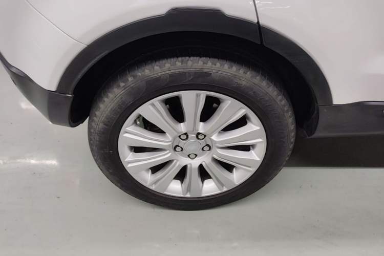 Used Land Rover Range Evoque 2016 2.0T SE Smart Glow Edition Right Rear Wheel Hub