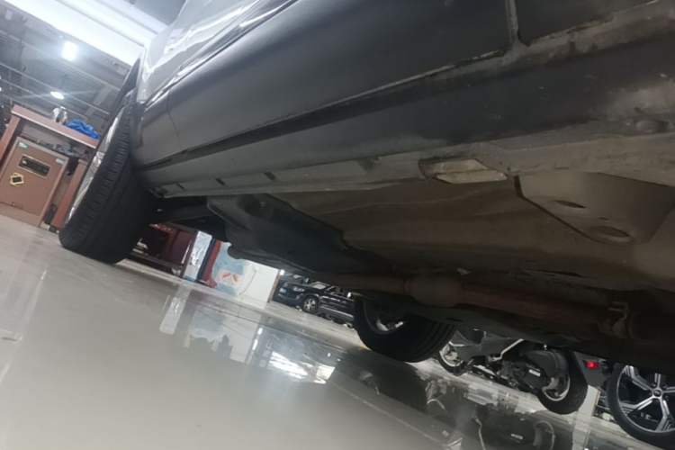 Used Land Rover Range Evoque 2016 2.0T SE PLUS Smart Enjoyment Edition Right Side Sill
