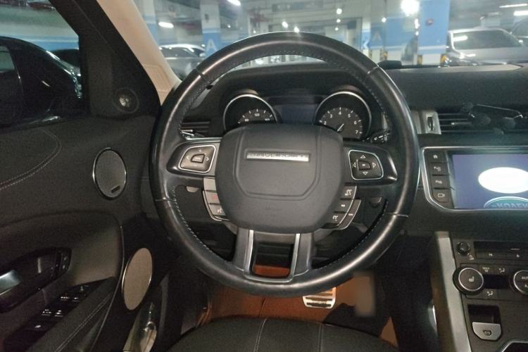 Used Land Rover Range Evoque 2016 2.0T SE PLUS Smart Enjoyment Edition Steering Wheel