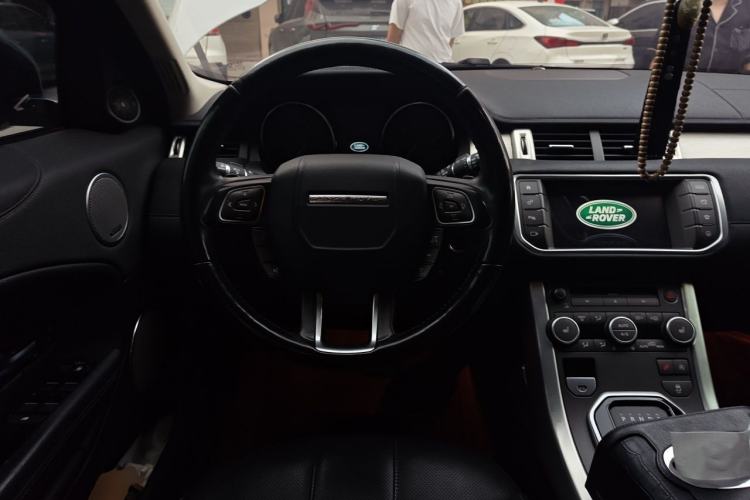 Used Land Rover Range Evoque 2016 2.0T SE PLUS Smart Enjoyment Edition Steering Wheel