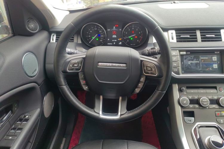 Used Land Rover Range Evoque 2016 2.0T SE Smart Glow Edition Steering Wheel