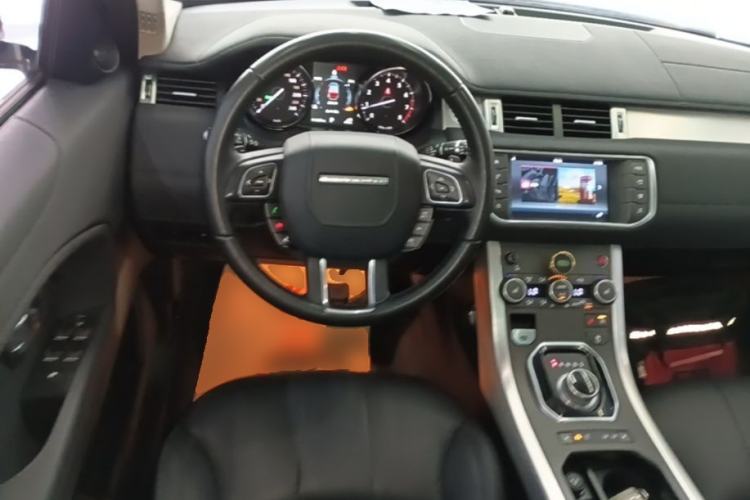 Used Land Rover Range Evoque 2016 2.0T PURE Style Edition Steering Wheel