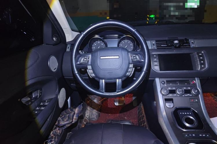 Used Land Rover Range Evoque 2016 2.0T SE Smart Glow Edition Steering Wheel