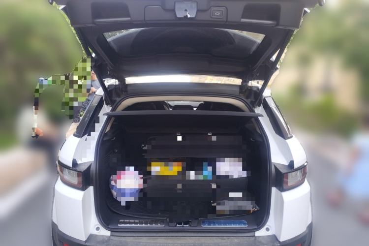 Used Land Rover Range Evoque 2016 2.0T SE Smart Glow Edition Trunk