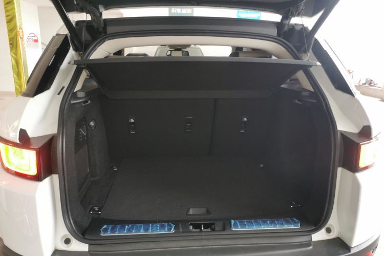 Used Land Rover Range Evoque 2016 2.0T SE PLUS Smart Enjoyment Edition Trunk