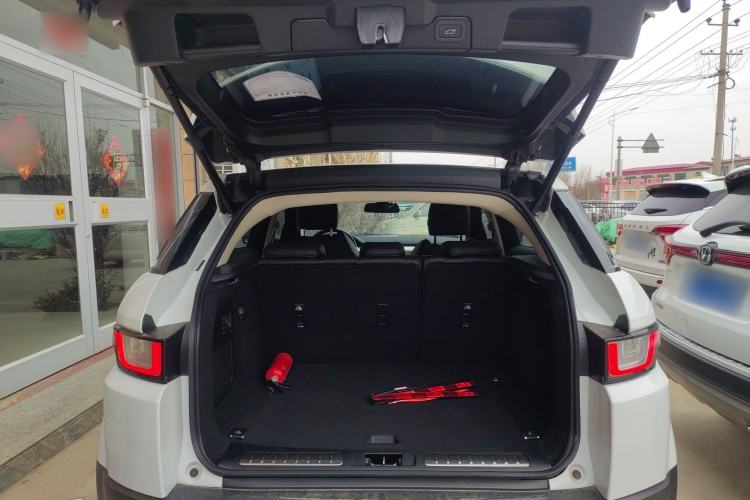 Used Land Rover Range Evoque 2016 2.0T SE Smart Glow Edition Trunk